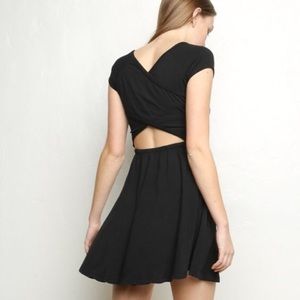 NWT Brandy Melville Crossback Short Sleeve Dress